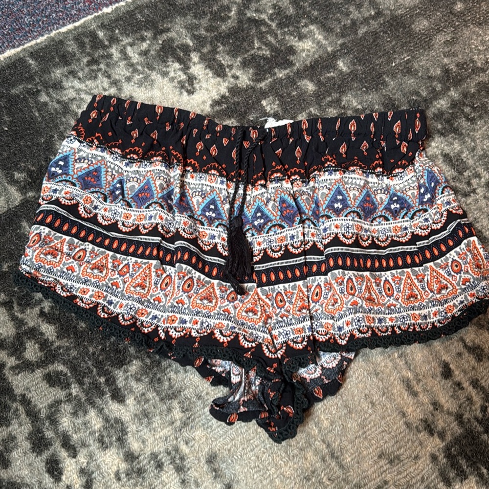 Mini flowy shorts